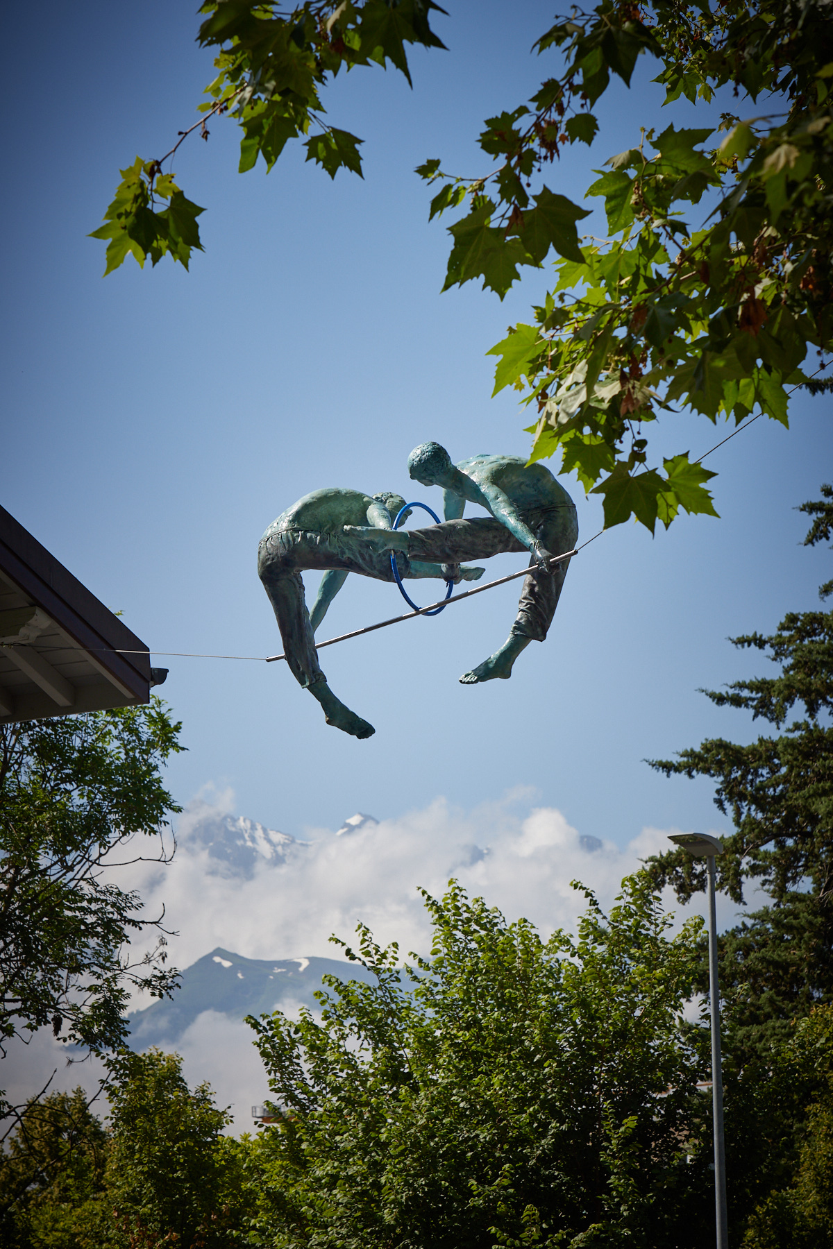 Acrobatic duet