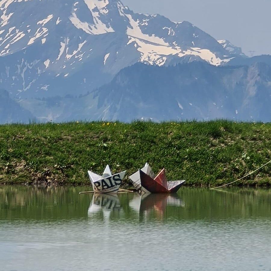 Les bateaux de papier